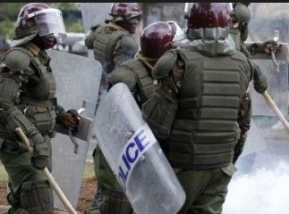HS2706-1 (폭동진압)RIOT HELMET SHIELD, RIOT UNIFORM, KENYA ETC-1.jpg
